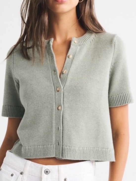 Abercrombie & Fitch Tops - Abercrombie short sleeve crew cardigan in frosty Olive